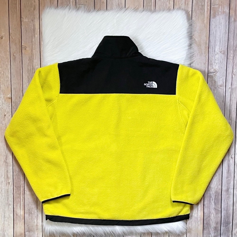 The North Face Men’s ‘95 Retro Denali Jacket - Picture 6 of 10